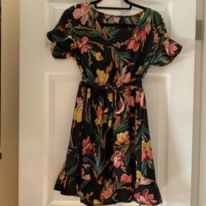 Floral dress size large (8-10)